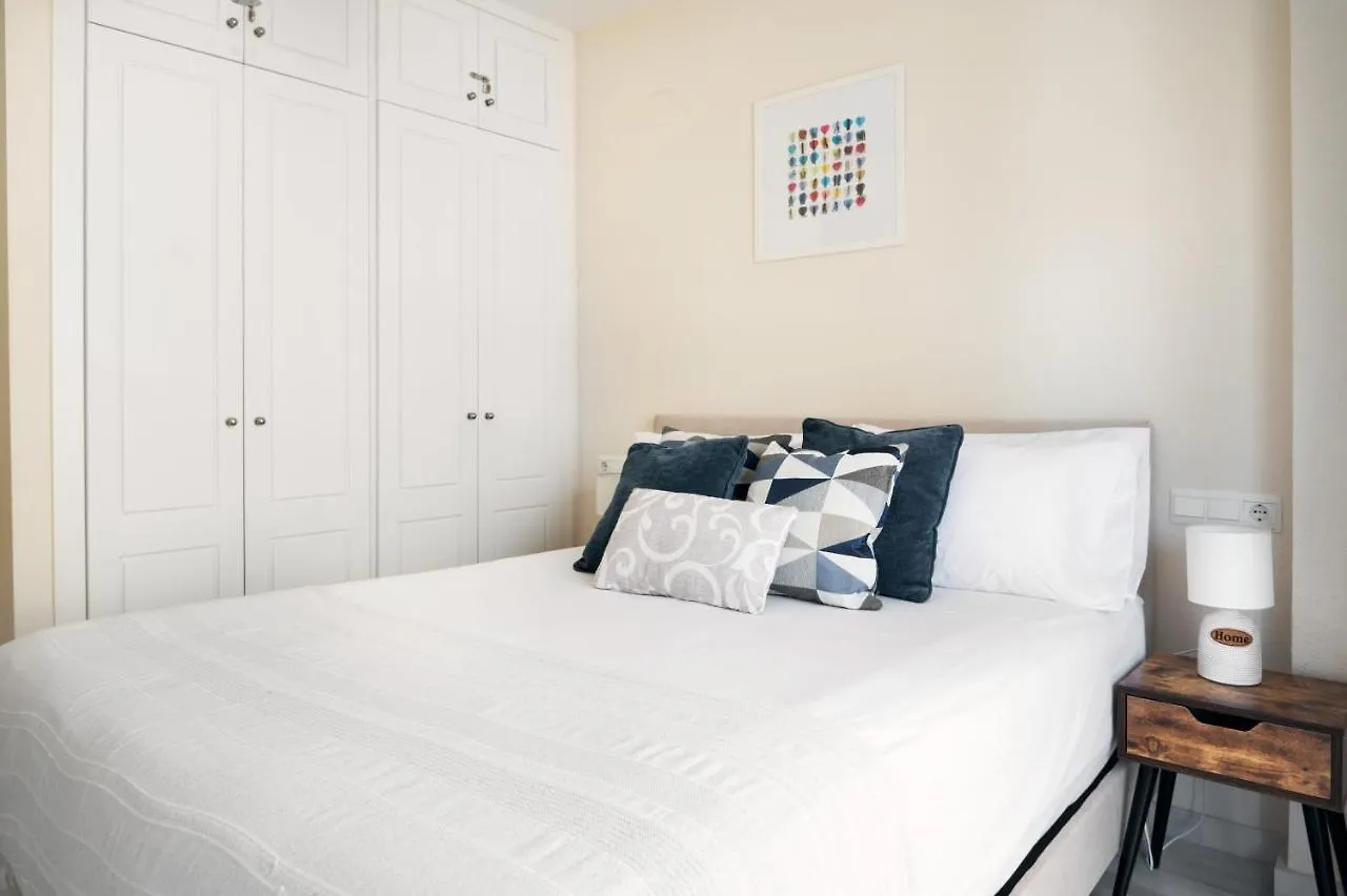 Apartment El Coloso, Cosy And Stylish Near The Beach Benalmadena