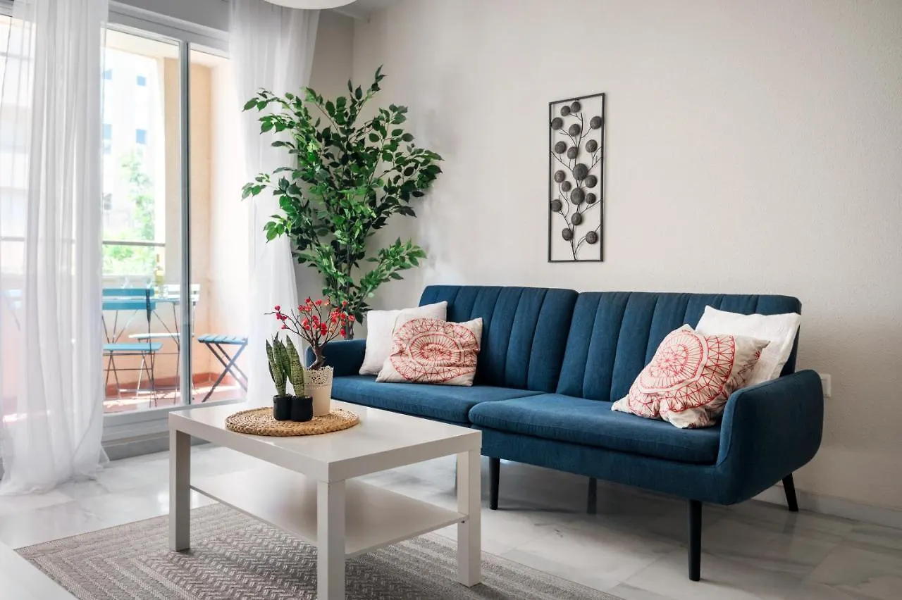 El Coloso, Cosy And Stylish Near The Beach Benalmádena